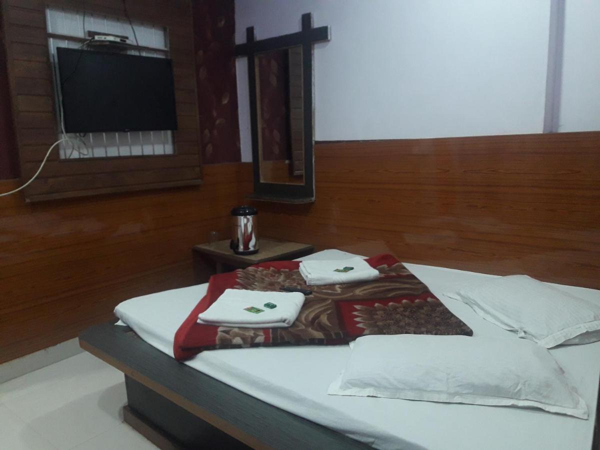 Hotel Rajvihar Pachmarhī Εξωτερικό φωτογραφία