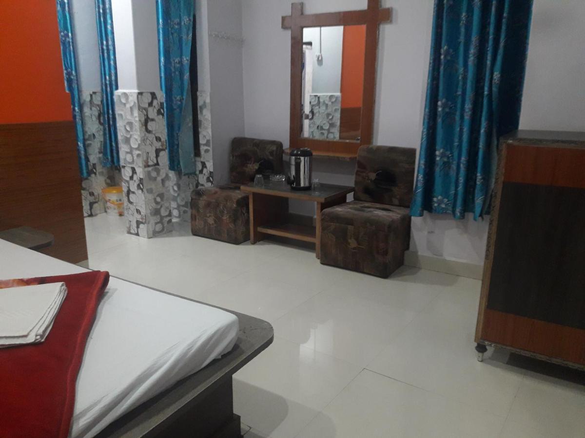 Hotel Rajvihar Pachmarhī Εξωτερικό φωτογραφία