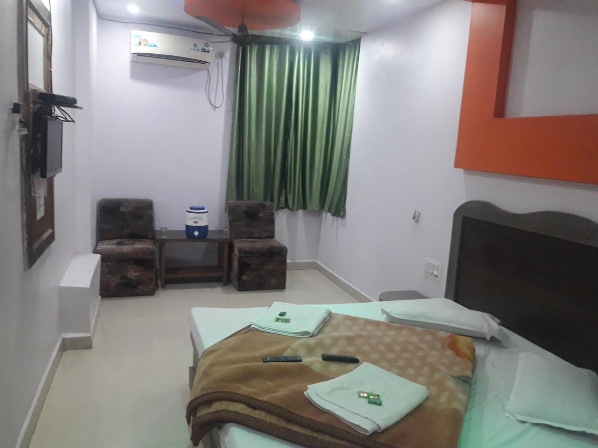 Hotel Rajvihar Pachmarhī Εξωτερικό φωτογραφία