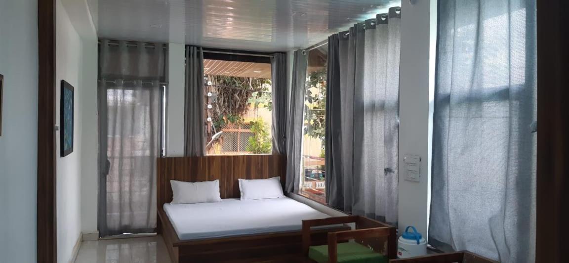 Hotel Rajvihar Pachmarhī Εξωτερικό φωτογραφία